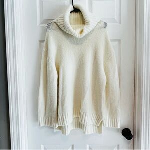 Cozy Cream Turtleneck Sweater Oversized Medium